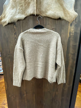 Load image into Gallery viewer, Horseshoe Pattern Coco Knit Cardigan