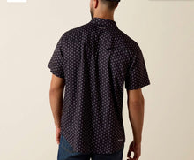 Load image into Gallery viewer, Printed VentTEK Western Fitted Snap Shirt