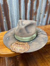 Load image into Gallery viewer, Stampede Felt Flat Brim Grey Hat
