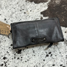 Load image into Gallery viewer, BedStu Black Amina Clutch