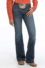 Load image into Gallery viewer, Cinch Women&#39;s Slim Fit Lynden Jeans.