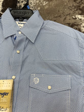 Load image into Gallery viewer, Men’s Wrangler Blue LS Snap Up