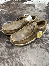 Load image into Gallery viewer, Men’s Roper Lace Up Casual Leather Slip On