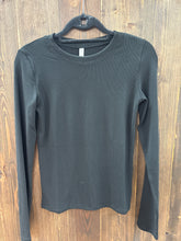 Load image into Gallery viewer, Women’s Round Neck Fitted Ribbed Nit Top