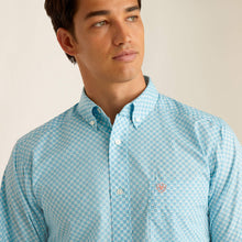 Load image into Gallery viewer, Ariat Kamron Fitted Shirt.