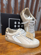 Load image into Gallery viewer, Shu Shop Robbie Sneaker