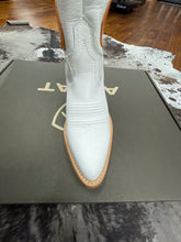 Load image into Gallery viewer, Ariat Woman’s Ivory/Orange Beaux boot
