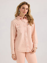 Load image into Gallery viewer, Wrangler Women’s Solid Pink Denim Snap Up.