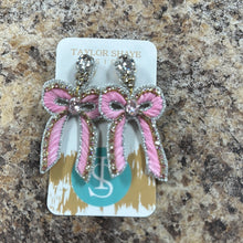 Load image into Gallery viewer, Beaded Bow Drop Earrings.