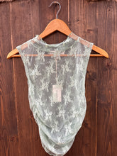 Load image into Gallery viewer, Veveret Lace Sleeveless See Through Top