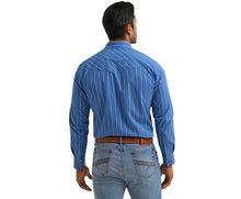 Load image into Gallery viewer, Wrangler Men’s 20X Competition Advanced Comfort Long Sleeve Stripe Button Up