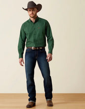 Load image into Gallery viewer, Men’s Ariat Long Sleeve Pine Needle Green Medallion Print Shirt