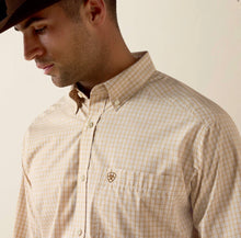 Load image into Gallery viewer, Men’s Ariat Pro Series Darius Classic Fit Long Sleeve Button Up