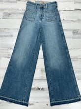 Load image into Gallery viewer, Women’s Ariat Ultra High Rise Wide Leg Delaware Jean