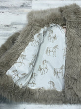 Load image into Gallery viewer, Women’s Taupe Faux Fur Short Jacket