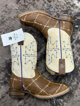Load image into Gallery viewer, Boys Rustler Proof Steer Clear Sole Boot