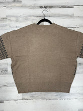 Load image into Gallery viewer, Women’s Holiday Bear Knit Sweater