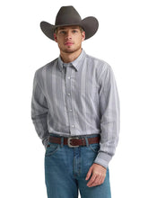 Load image into Gallery viewer, Men’s Wrangler Grey Cojo LS Button Up