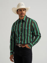 Load image into Gallery viewer, Men’s Wrangler Vintage LS Snap
