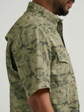Load image into Gallery viewer, Men’s Wrangler Olivine Western Performance SS Snap