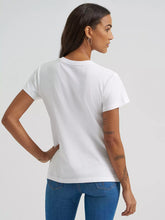 Load image into Gallery viewer, Women’s Wrangler Western Retro T-Shirt
