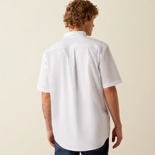 Load image into Gallery viewer, Men’s Ariat Lightweight White Short Sleeve Button Up