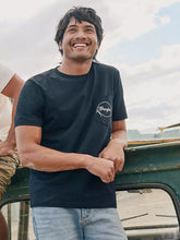 Load image into Gallery viewer, Men’s Wrangler Rodeo Pocket Tee