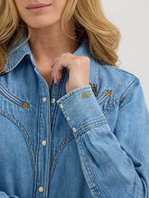 Load image into Gallery viewer, Wrangler Lainey Wilson Moxie Shirt