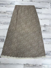 Load image into Gallery viewer, Lace Trim Floral Midi Skirt