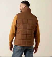 Load image into Gallery viewer, Men’s Ariat Brazil Nut Crius Ins Vest