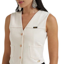 Load image into Gallery viewer, Women’s Wrangler X Lainey Wilson Iconic White Vest