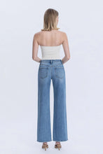 Load image into Gallery viewer, Women’s Vervet Astonishing Jean