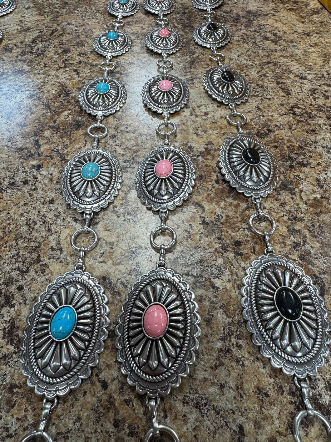 Ariat Concho Chain Belt.