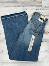 Load image into Gallery viewer, Women’s Ariat Ultra High Rise Wide Leg Delaware Jean