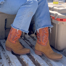 Load image into Gallery viewer, Women’s Hyer Rose Hill Boots
