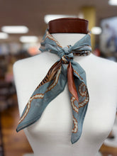 Load image into Gallery viewer, Pretty Little Horses Bandana