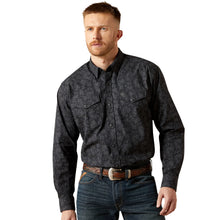 Load image into Gallery viewer, Men’s Ariat Black Finnigan LS Snap