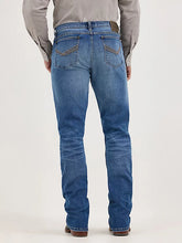 Load image into Gallery viewer, Men’s Wrangler 20X Vintage Boot Cut Jean
