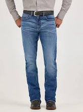 Load image into Gallery viewer, Men’s Wrangler 20X Vintage Boot Cut Jean