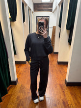 Load image into Gallery viewer, Woman’s Mittoshop Sweatshirt