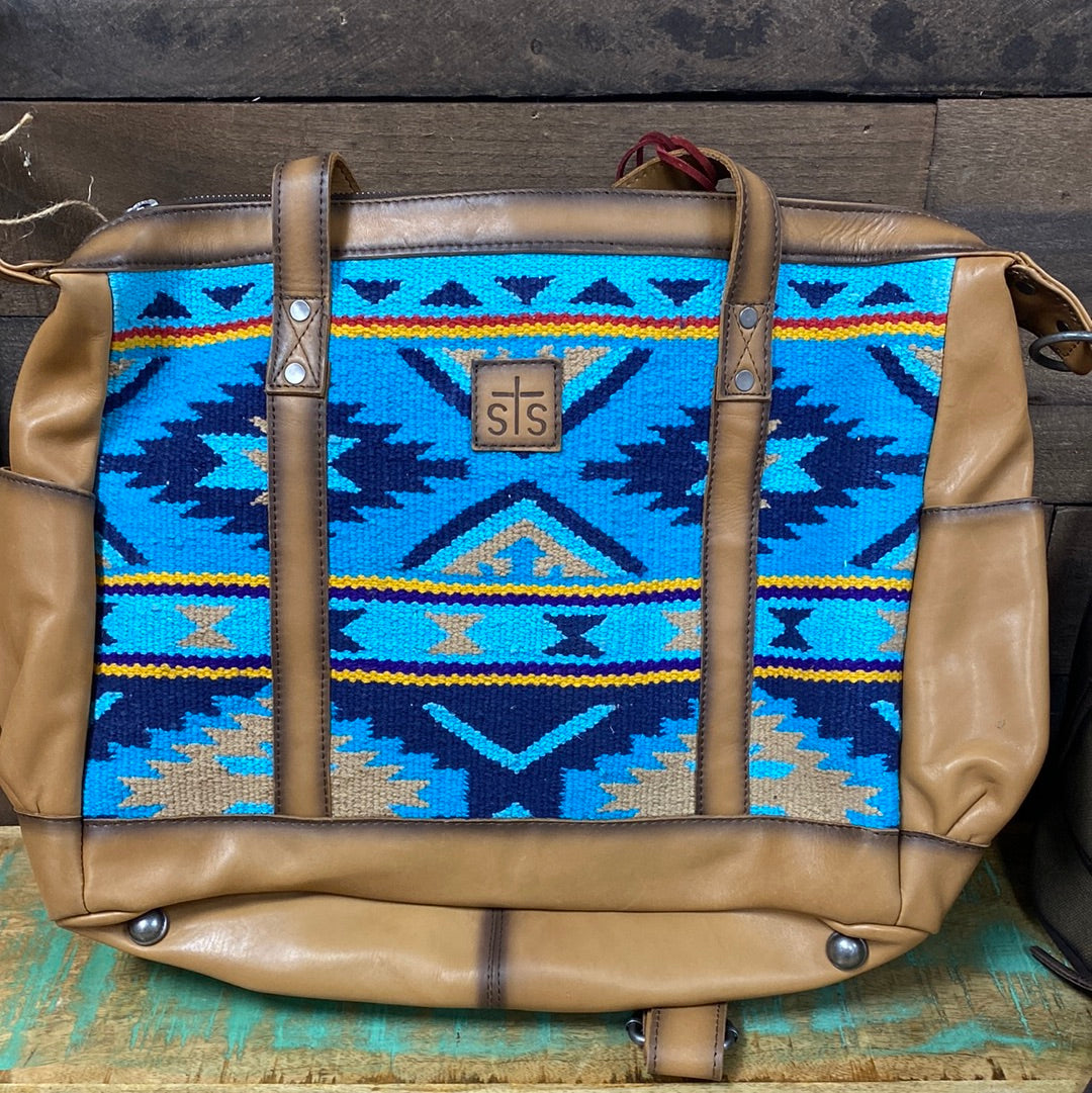 STS Ranchwear Mojave Sky Duffel Multi/Blue Aztec One Size 並行輸入品 Mojave Sky Duffle \u2013 Katie B