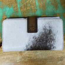 Load image into Gallery viewer, STS Cowhide Chelsea Wallet