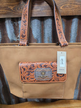 Load image into Gallery viewer, Ariat Evelyn Shoulder Tote.