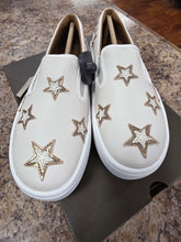Load image into Gallery viewer, Ariat- Women's Skylar Star Slip On Shoes.