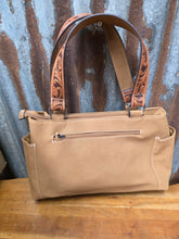Load image into Gallery viewer, Ariat Satchel Purse.
