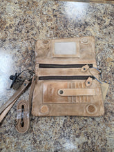 Load image into Gallery viewer, Bed Stu- Oats Rustic Purse.