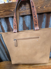 Load image into Gallery viewer, Ariat Evelyn Shoulder Tote.