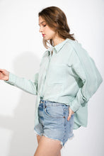 Load image into Gallery viewer, Women&#39;s Button Down Top