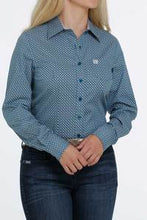 Load image into Gallery viewer, Women&#39;s Cinch Teal Geo Print Button Up