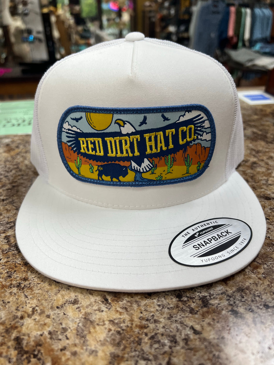 Desert White Red Dirt Hat